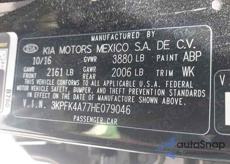 2017 Kia Forte Lx z USA, uszkodzony, nr VIN 3KPFK4A77HE079046